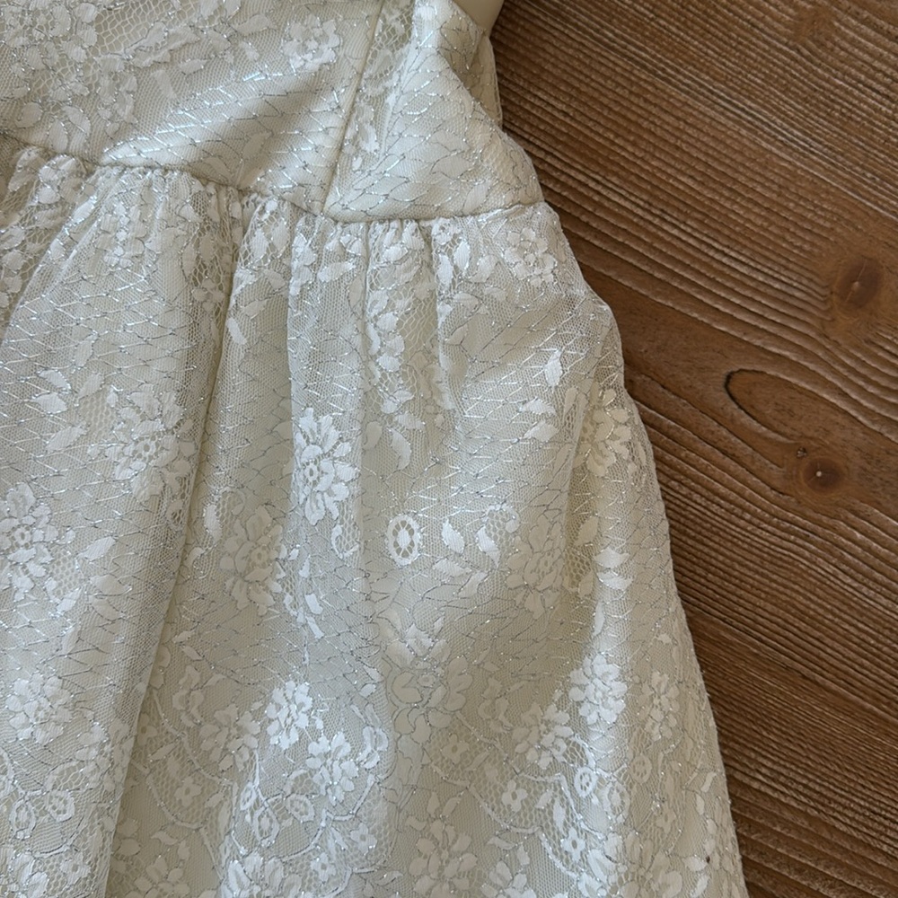 Stunning formal dress - Picture 6 of 7